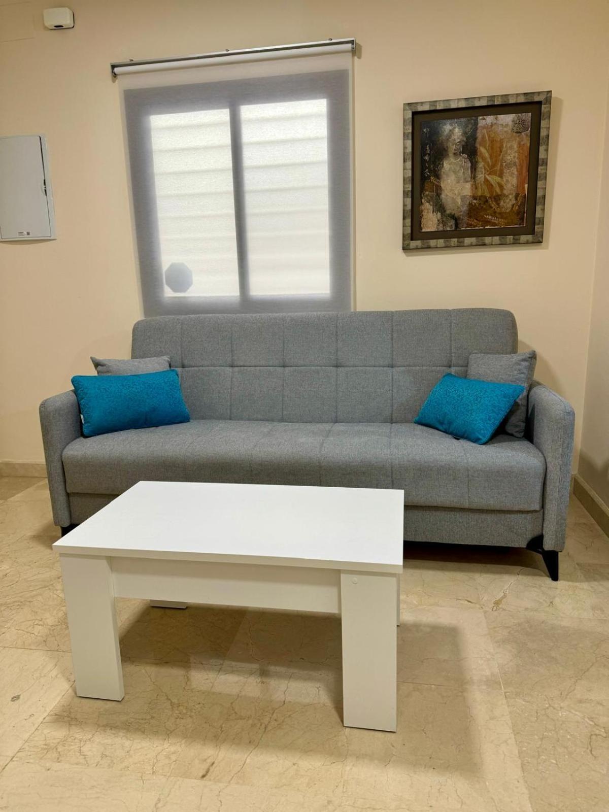 Apartament En Lumbreras-alameda *